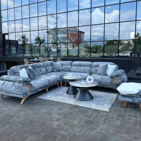 Pantera sectional sofa